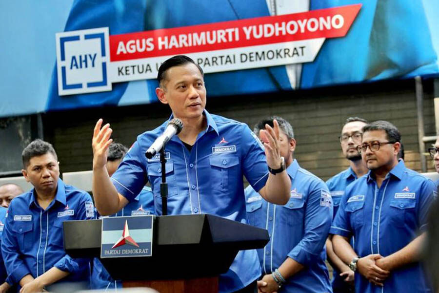 SK Demokrat Diserahkan AHY, Roby-Deby Lawan Kotak Kosong di Pilkada Bintan